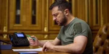 Президент підписав закон щодо меморіальних кладовищ військових