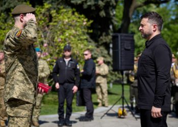 Зеленський привітав воїнів-піхотинців і анонсував для них нові контракти
