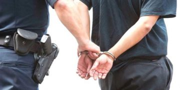 Експоліцейській з Чорноморська отримав строк за насильство ::