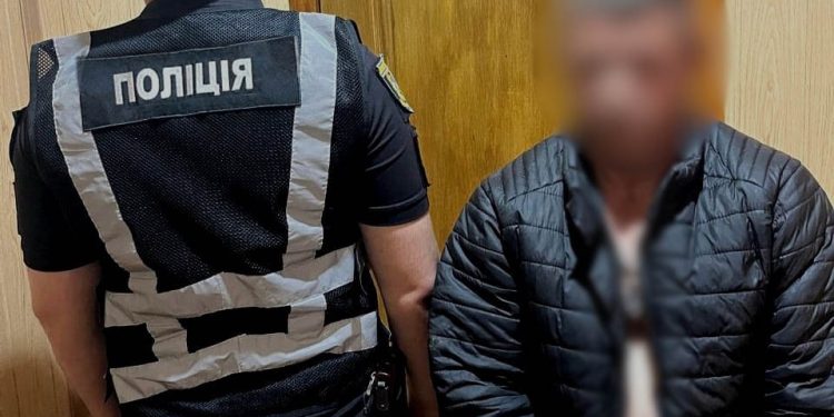 Погрожував дружині, сусідці та правоохоронцям: жителя Одещини взяли під варту — Главные Одесские новости онлайн. Последние новости Одессы за сегодня