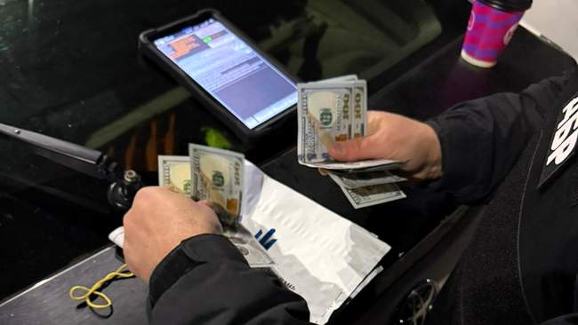 В Одесі викрили схему заробітку правоохоронців на ТЦК ::
